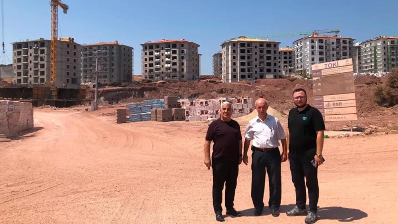 AK Parti Bandırma yönetimi, TOKİ inşaatında incelemelerde bulundu