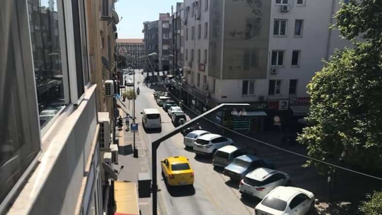 Altıeylül'de Oturan ile Karesi'nde Oturan Aynı Ekonomiyi mi Yaşıyor