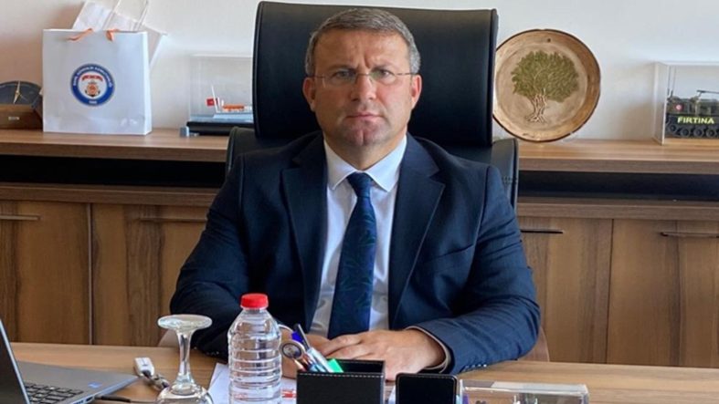 Ayvalık’ın yeni kaymakamı Ömer Cimşit görevine başladı