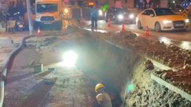 Ayvalık’ta Kanalizasyon Hattındaki Göçük 36 Saatlik Çalışmayla Giderildi (1)