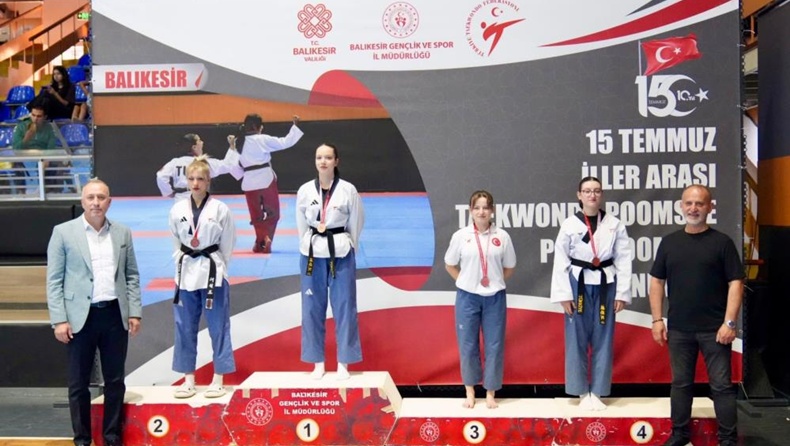 Balıkesir’de 15 Temmuz ruhu ile taekwondo poomsae heyecanı başladı