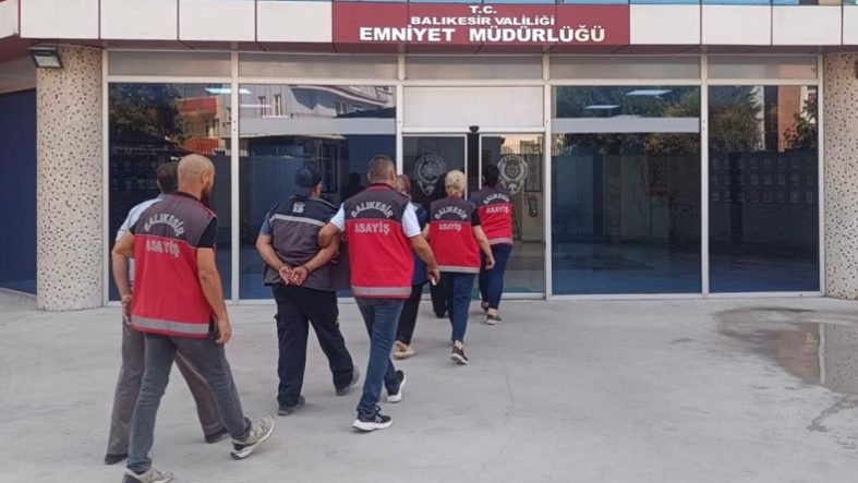 Balıkesir'de 4 yaşındaki Esra'nın ölümü 21 yıl sonra aydınlatıldı