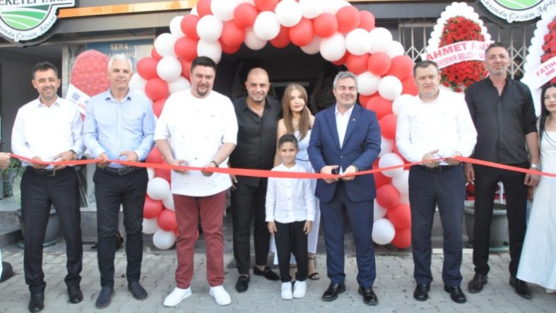Balıkesir'de Arya Lift Asansör Görkemli Törenle Hizmete Açıldı (1)