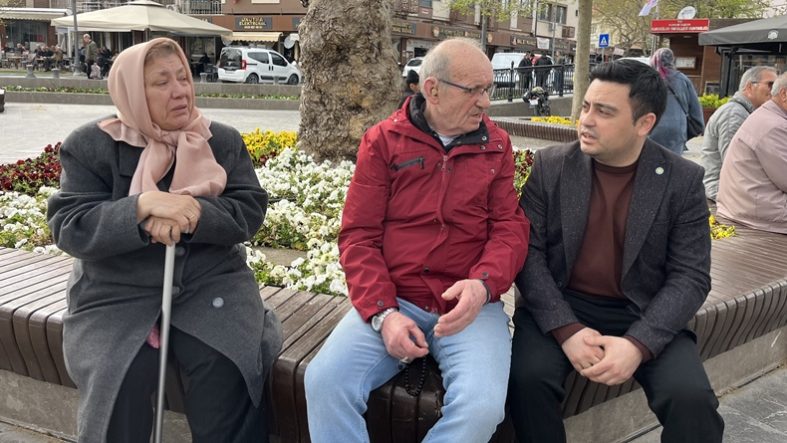 Balıkesir'de İYİ Parti'den Emekli Maaşı Tepkisi 23 Bin 552 Lira Geçim Derdini Çözmez