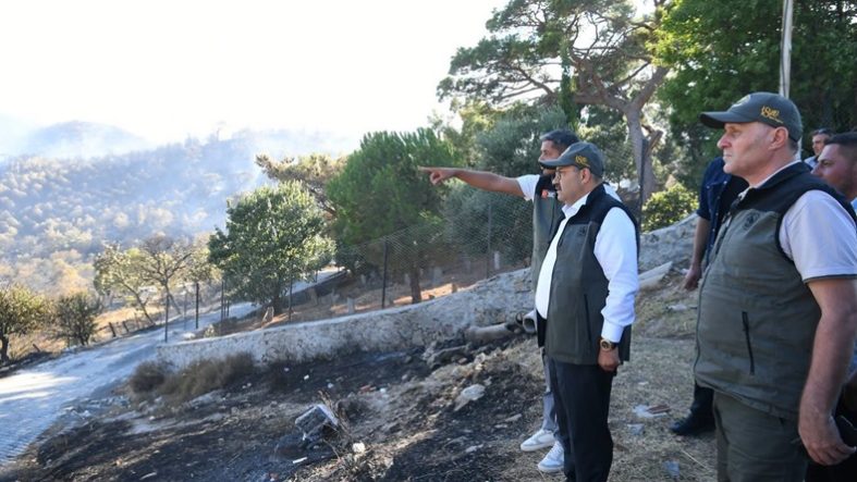 Balıkesir'de Yangınlarda Son Durum İşte Valiliğin Son Açıklaması (1)