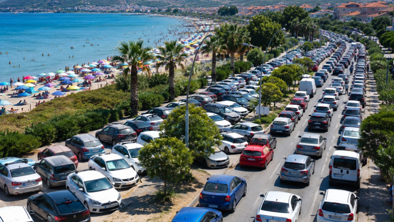 Balıkesir'in Tatil Beldelerinde Otopark Krizi Büyüyor!
