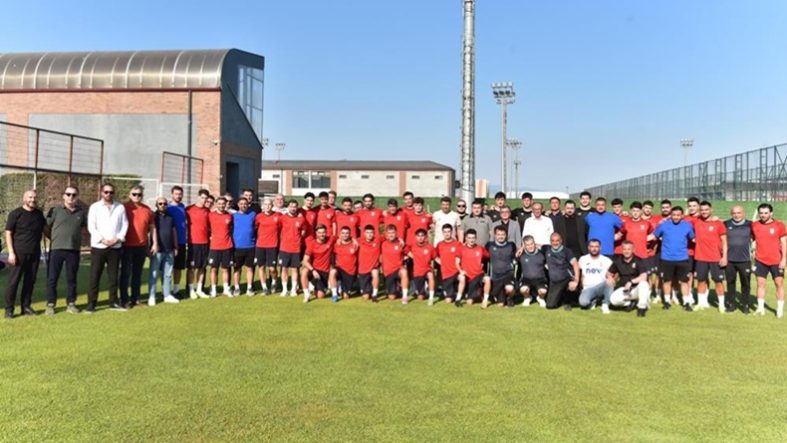 Balıkesirspor yeni sezonu dualarla açtı