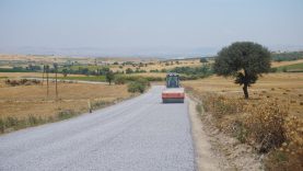 Büyükşehir, Orhanlı-Çiftlikköy arasındaki yolu iyileştirdi