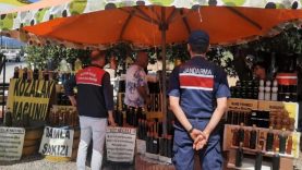 Edremit’te yol kenarındaki gıda satışlarına jandarma destekli sıkı denetim