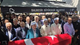 Eski milletvekili Mehmet Cemal Öztaylan toprağa verildi (2)