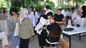 Hayata Dokunanlar Topluluğundan Sağlık taraması ve İlk yardım eğitimi