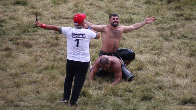 Kırkpınar’da altın kemerin sahibi Erkan Taş oldu