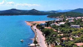 Körfez mi Ayvalık mı Tatilciler Neden İkiye Bölünüyor