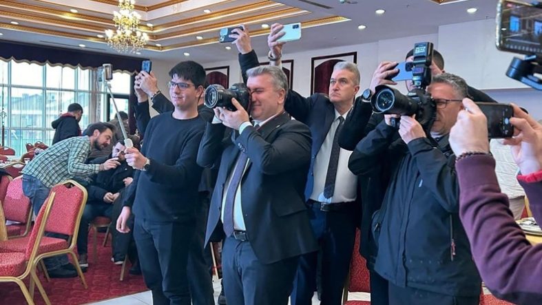 Mustafa Canbey “Özgür Medya Demokratik Toplumun Vazgeçilmezidir”