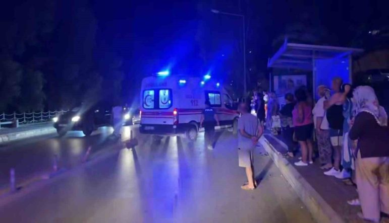 Söke’de trafik kazası; Ağır yaralanan motosiklet sürücüsü hastaneye kaldırıldı