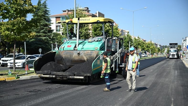 Ahmet Akın’la Savaştepe Caddesi Modern Yüzüne Kavuştu (1)