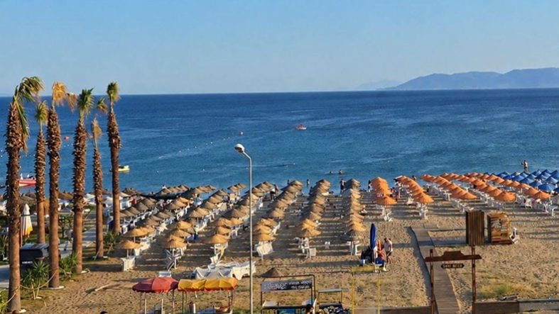 Balıkesir'de Ücretsiz Plajlar Giderek Azalıyor mu