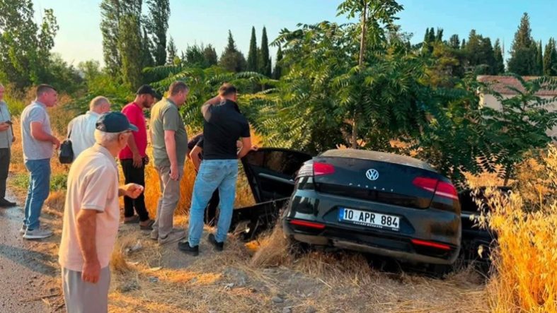 Balıkesir’de yangına müdahaleye giden orman aracı ile otomobil çarpıştı: 1 ölü