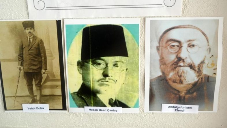 Balıkesir'in ilk milletvekilleri önce yemin etti sonra resmi izinle cepheye gitti (2)