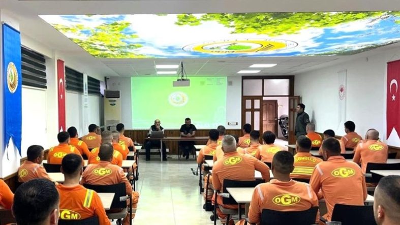 Bandırma Orman İşletmesi'nde hükümlüler görev başı yaptı