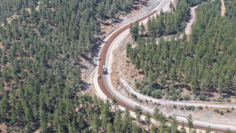 Dursunbey’de Başkan Akın’ın Söz Verdiği Yol Tamamlandı (1)