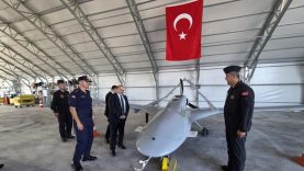 Vali Ustaoğlu, Bandırma’da güvenlik ve hizmet gündemiyle temaslarda bulundu (1)