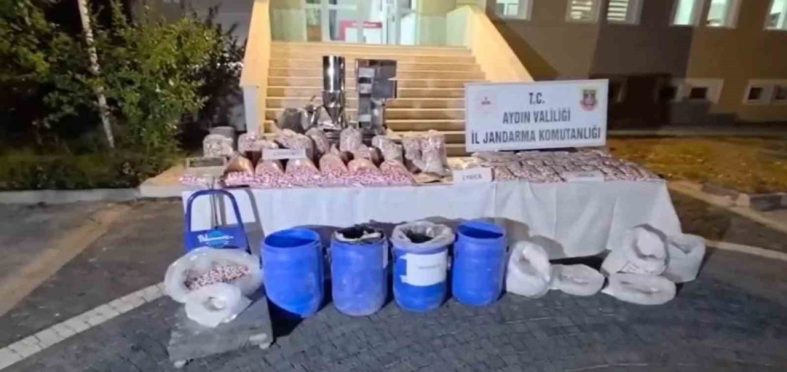 Aydın’da zehir tacirlerine darbe: 100 milyon TL’lik uyuşturucu ele geçirildi