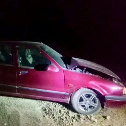 İki otomobil çarpıştı: Sürücüler burnu bile kanamadan kurtuldu