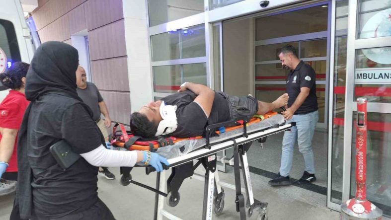 Motosiklet devrildi: 1 yaralı