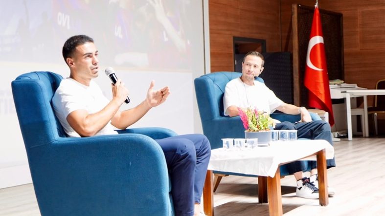 ALTIEYLÜL SPORCULARI SÜPER LİG HAKEMLERİYLE BULUŞTU (1)