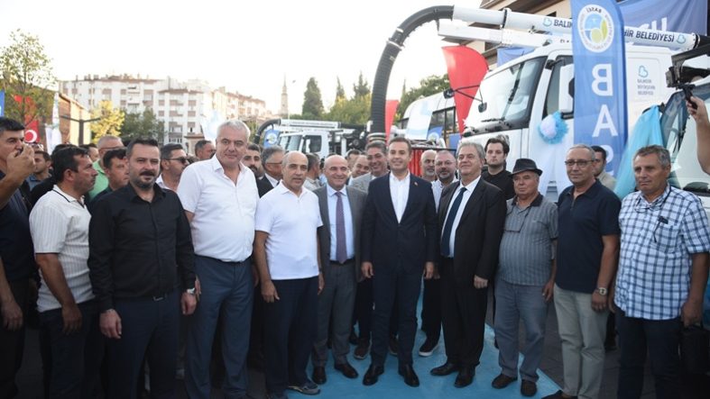 Akın “Altyapı görünmüyor diye vazgeçmedik, söz konusu evlatlarımızın geleceği” (3)