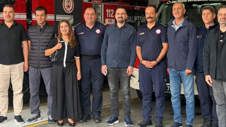 BELEDİYE-İŞ’TEN İTFAİYE EMEKÇİLERİNE ANLAMLI ZİYARET (1)