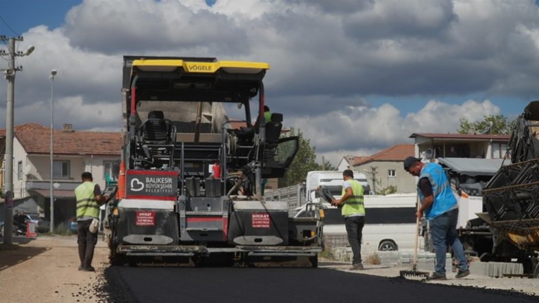 Balıkesir Büyükşehir İvrindi’nin Ulaşım Altyapısını Güçlendiriyor (1)