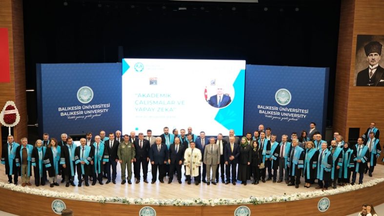 Balıkesir Üniversitesi'nde yeni dönem başladı (1)