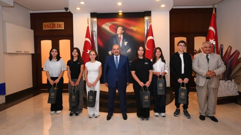Balıkesir’de Eğitimde Gurur Veren Başarı (2)