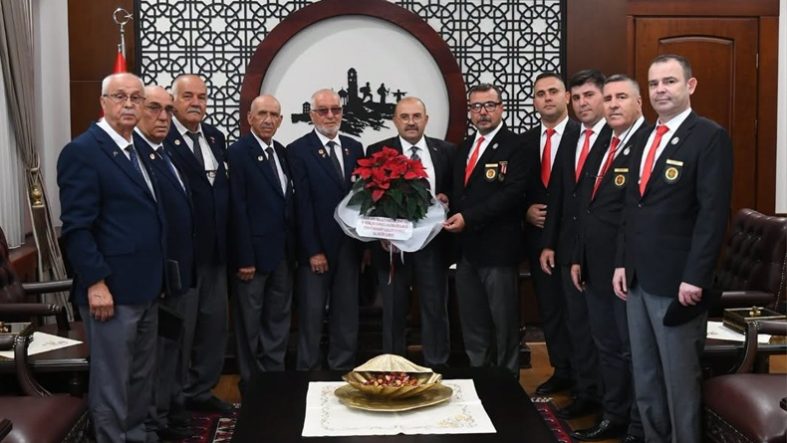 Balıkesir’de Gaziler Günü buluşması: Vali Ustaoğlu’na ziyaret