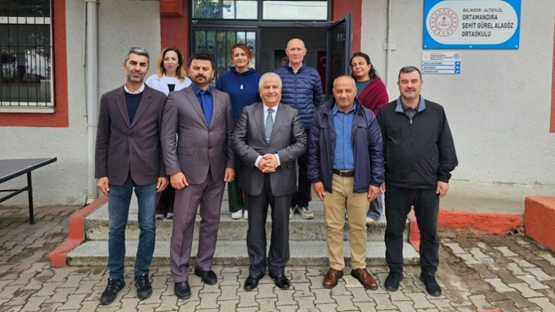 Balıkesir’de yeni haftanın ilk mesaisi okullarda başladı