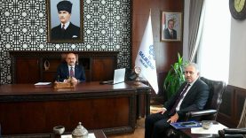 Balıkesir’in yeni Emniyet Müdürü Serkan Karaman, Vali Ustaoğlu’nu ziyaret etti