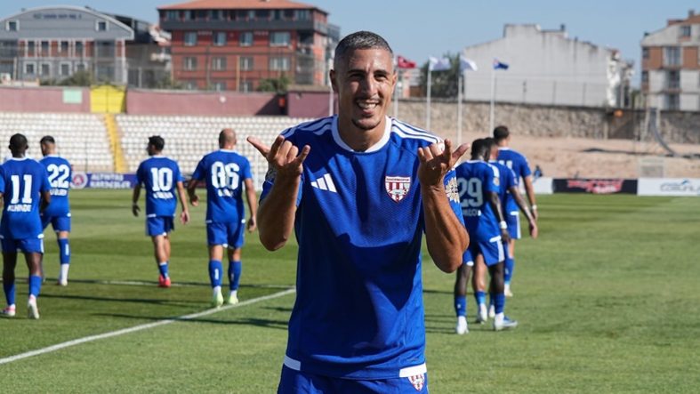 Bandırmaspor, Boluspor'u 6 golle uğurladı