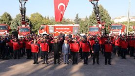 Başkan Akın’dan kahraman itfaiyecilere anlamlı jest (1)