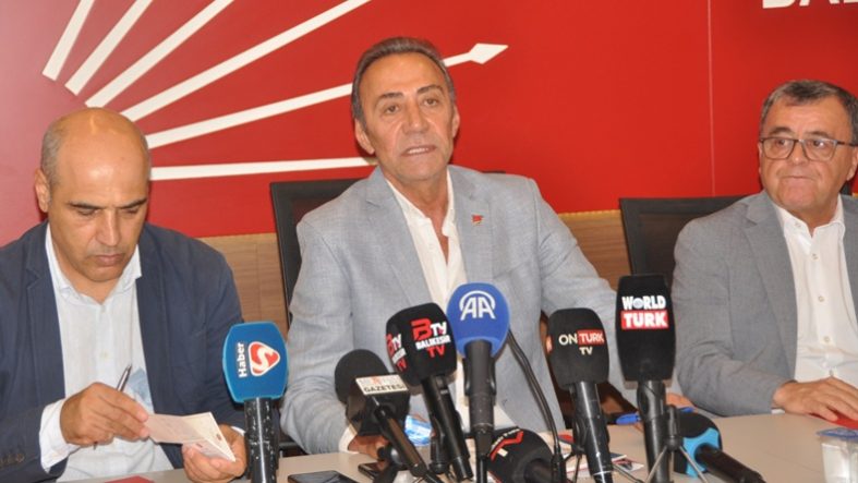 CHP’li Berhan Şimşek Balıkesir’de Konuştu “Bu Partide Hırsızlara Yer Yok” (1)