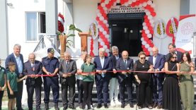Edremit’e yeni okul kazandırıldı Zehra Ferhatoğlu’nun adı eğitim yuvasında yaşayacak (2)