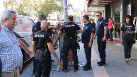 Edremit’te kaldırımlar yeniden yayaların oldu (1)