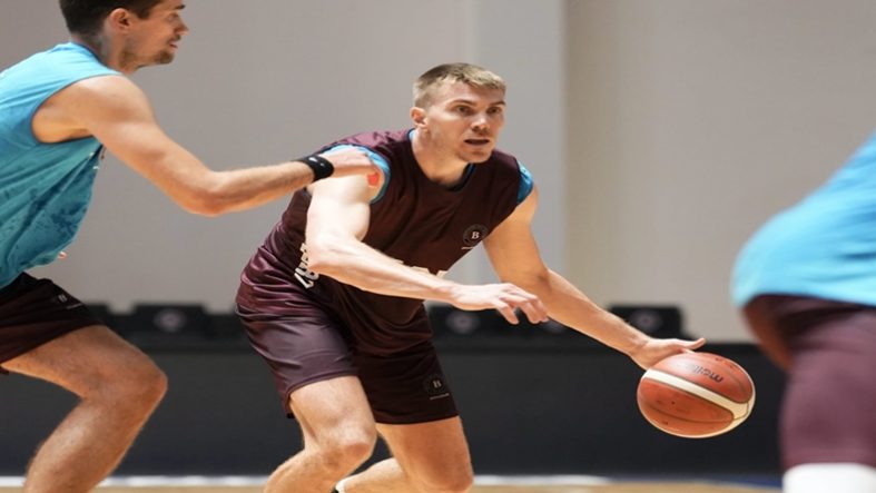 Pizzabulls Bordo Bandırma, Tarihi Sezona Tofaş Deplasmanında Başlıyor