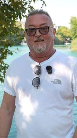 Alanya’da motosiklet kazasında ağır yaralanan radyocu hayatını kaybetti