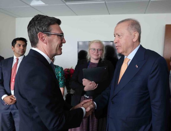 Cumhurbaşkanı Erdoğan, İngiltere Başbakanı Burnham ile görüştü