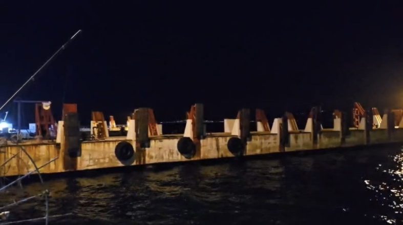 İDO deniz otobüsü Mudanya İskelesi’ne çarptı: Yolcuların panik anları kamerada