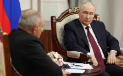 Putin’den Paşinyan’a: "(AB’ye katılma süreci) Bu kararı mümkün olan en kısa sürede verin"