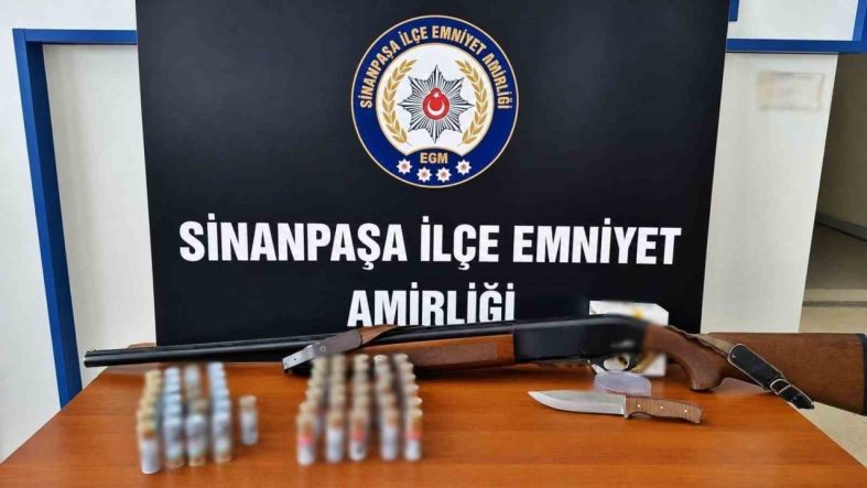 Sosyal medyadan silah ve mühimmat paylaşımı yapınca gözaltına alındı