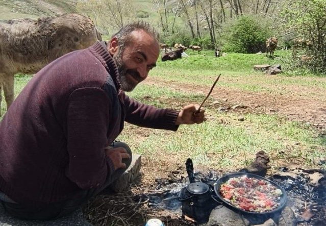 Yıldırım isabet eden çoban hayatını kaybetti